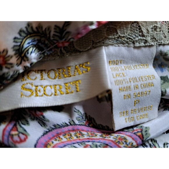 Vintage Victoria’s Secret Womens Size P Gold Label Pajama Top Silky Satin Floral - Picture 2 of 12